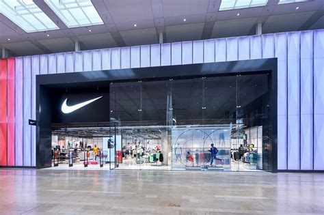 goedkoop nike story rotterdam route|nike rotterdam zuidplein.